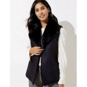 NWT‎ Loft Faux Fur Suede Reversible Black Vest, Size Medium